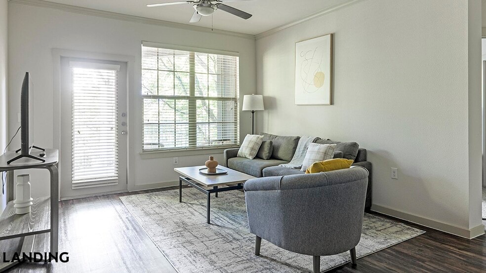 Building Photo - 10800 Lakeline Blvd