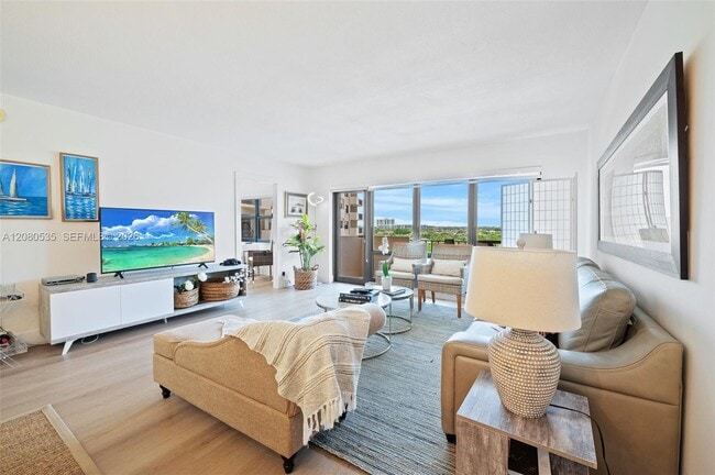 Building Photo - 5100 N Ocean Blvd