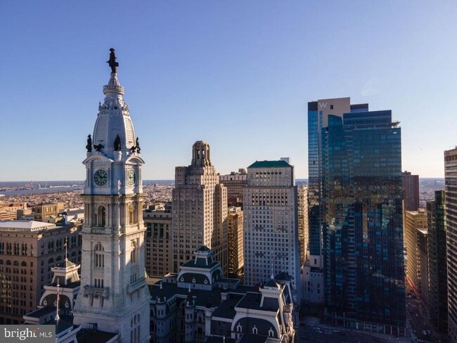 Building Photo - 1414 S Penn Square