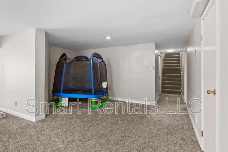 Building Photo - 12958 Ambois Dr