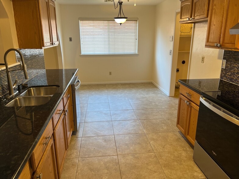 Kitchen with eat in area - 11013 N Brauer Ave