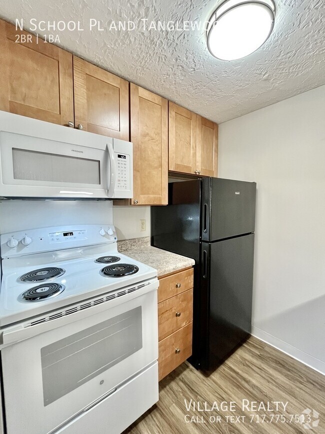 Building Photo - Newly-remodeled 2-bed! Ground Floor - No S...