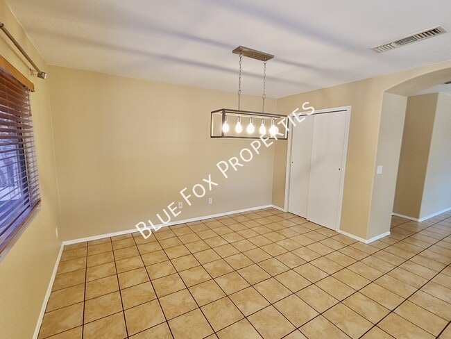 Building Photo - 3754 E White River Dr