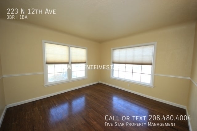 Building Photo - 223 N 12th Ave