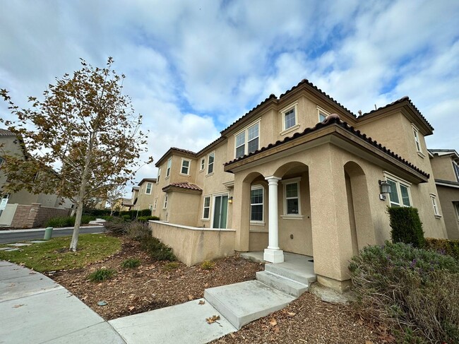 Primary Photo - 5 BEDROOM HOME FOR LEASING IN EASTVALE