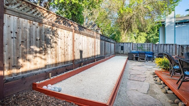Building Photo - 5270 Arnica Way