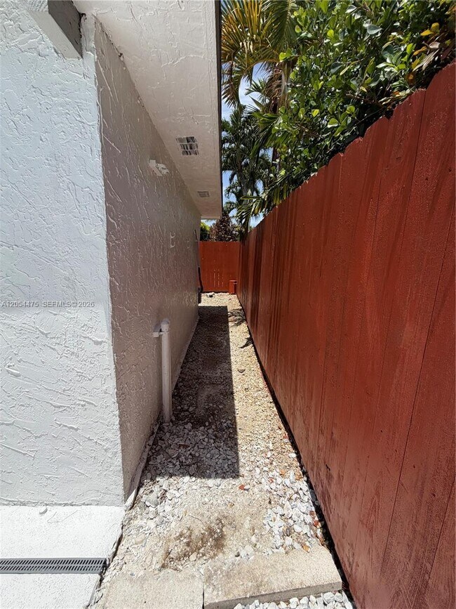 Building Photo - 14271 SW 107th Terrace