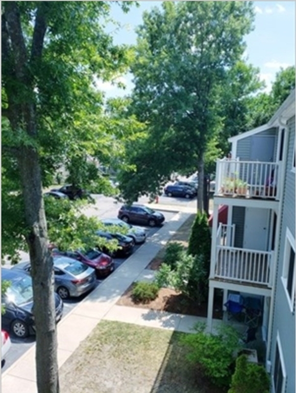 Building Photo - 1 Post Oak Ln