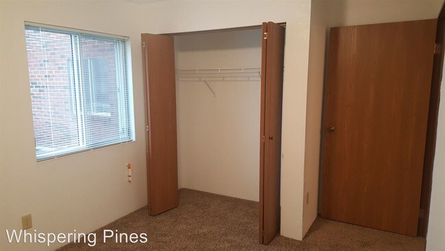 Building Photo - 107-225 Turtle Creek Dr