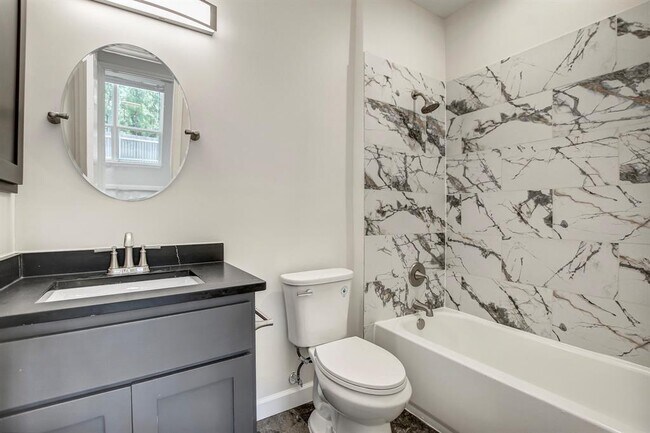 Building Photo - 309 Camperdown Elm Dr