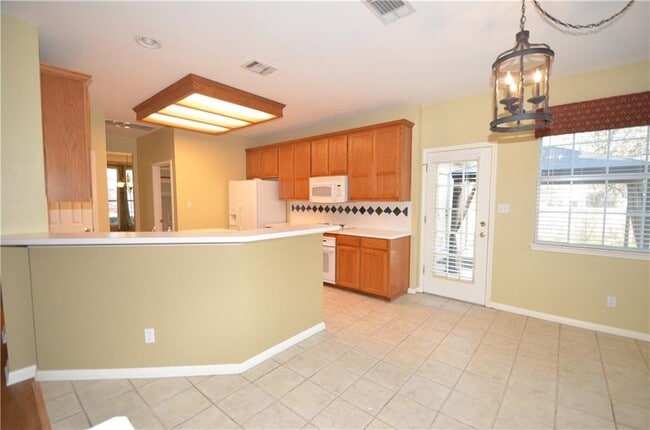 Building Photo - 3013 Sussex Gardens Ln