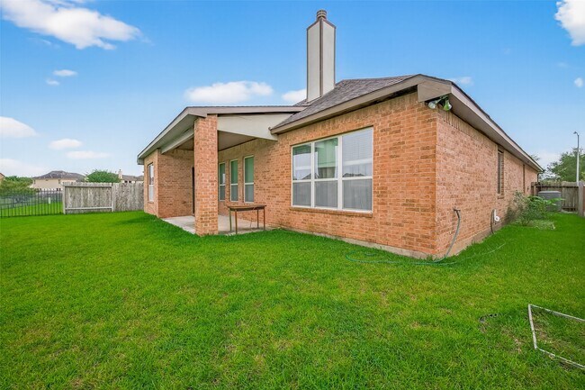 Building Photo - 13815 Wixford Trail