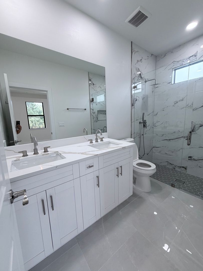 Building Photo - 4545-4547 28th St SW