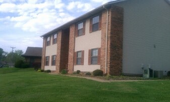 Building Photo - 614 Johnson Hill Rd