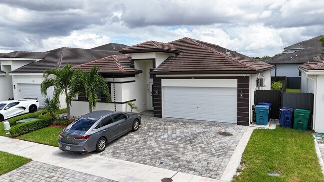 Building Photo - 14758 SW 39th Terrace