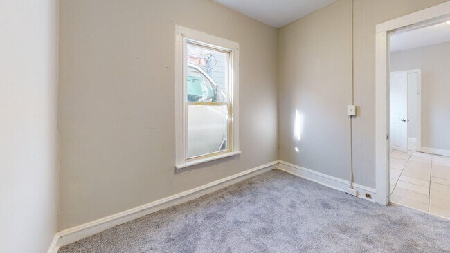 Building Photo - 3523 Walton Ave