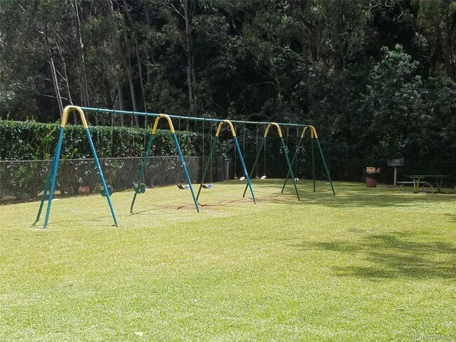 Building Photo - 95-273-273 Waikalani Dr