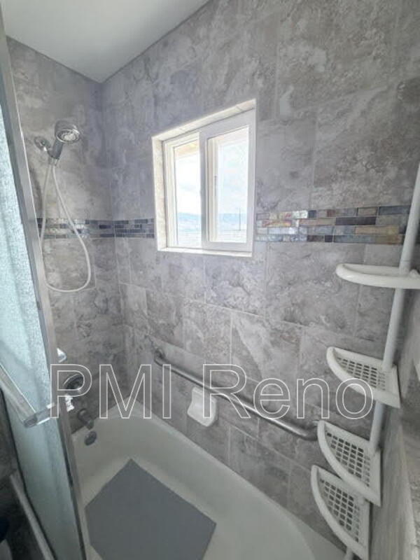 Building Photo - 744 Diogenes Dr