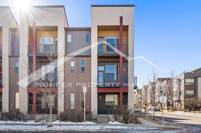 Building Photo - 6996 W Alaska Dr