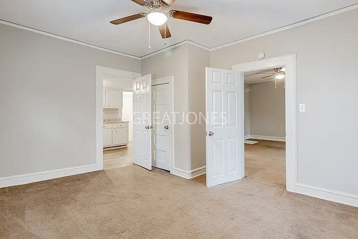 Building Photo - 204 Woodside Ave