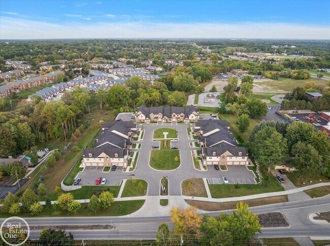Building Photo - 2850 Barrington Square