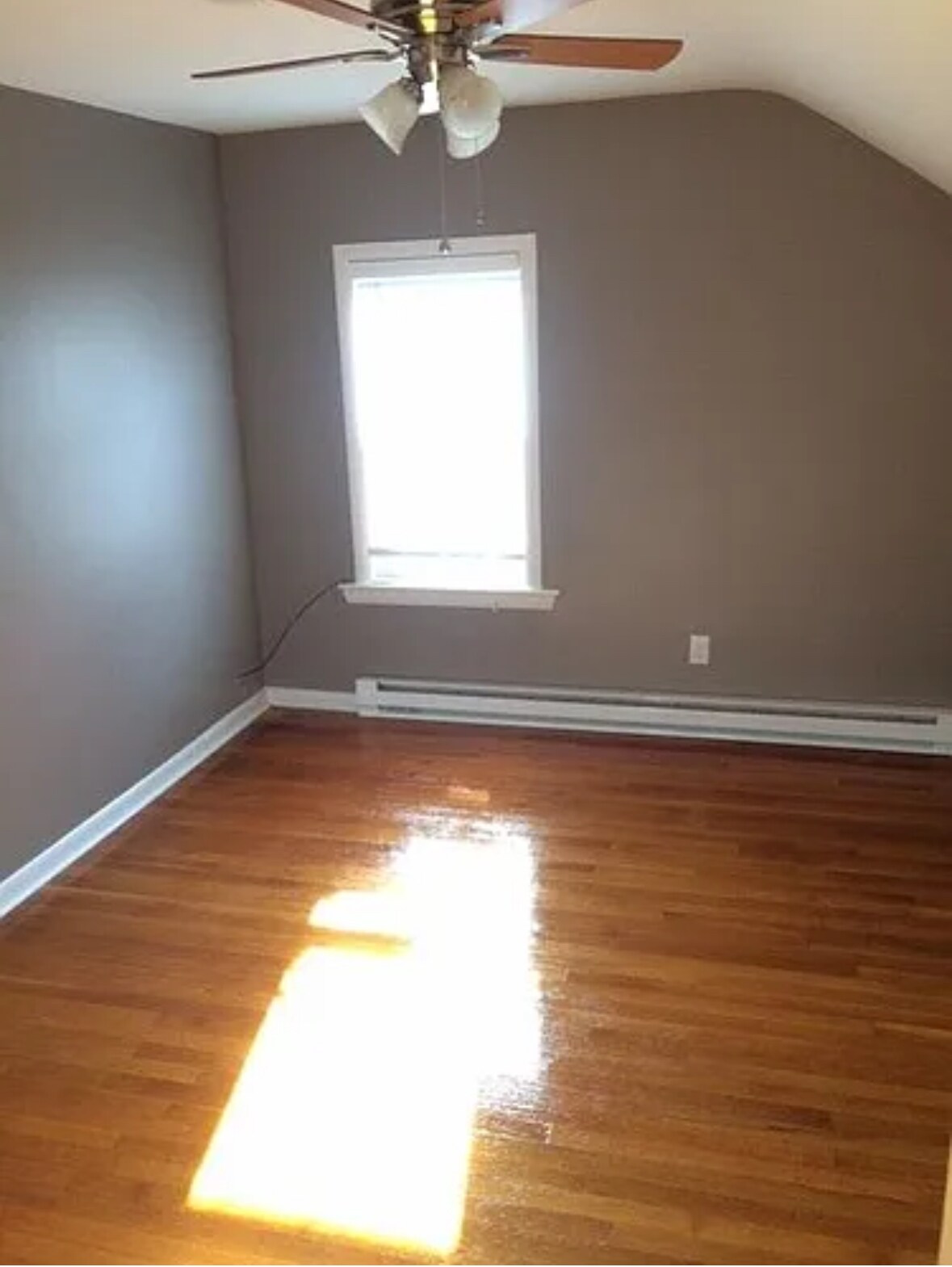 Building Photo - 24 Waterman St