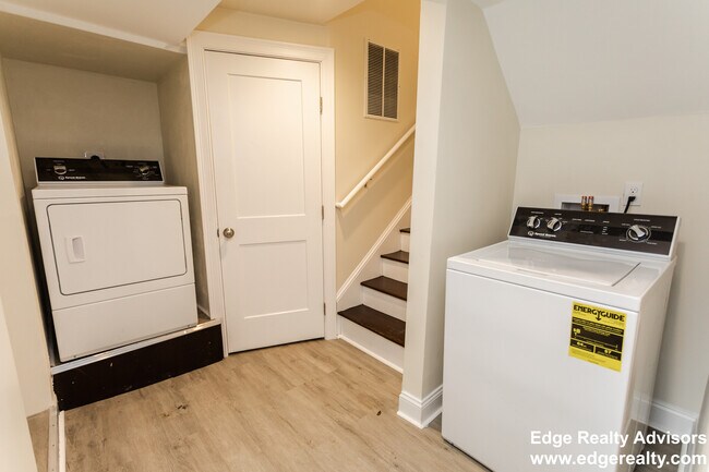 Building Photo - 480 Fulton St