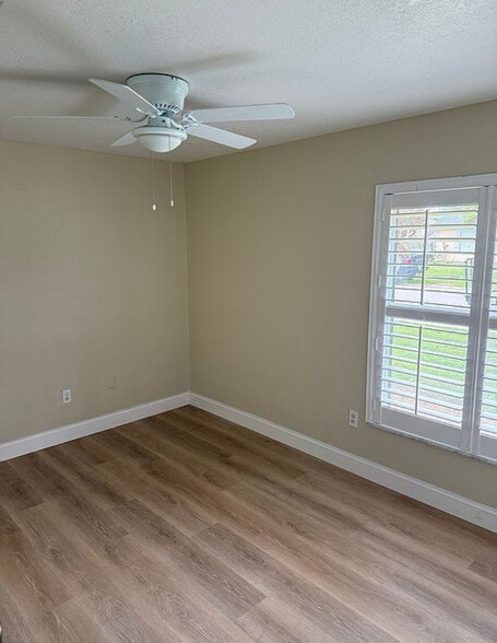 Building Photo - 1530 E Powder Horn Rd