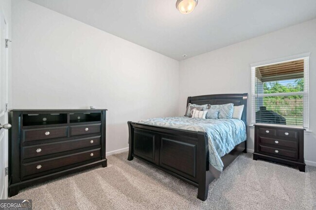 Building Photo - 5911 Green Ash Ct