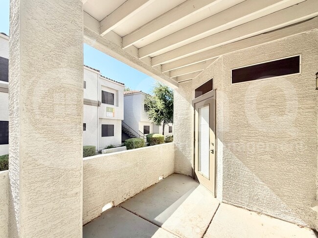 Building Photo - 11375 E Sahuaro Dr