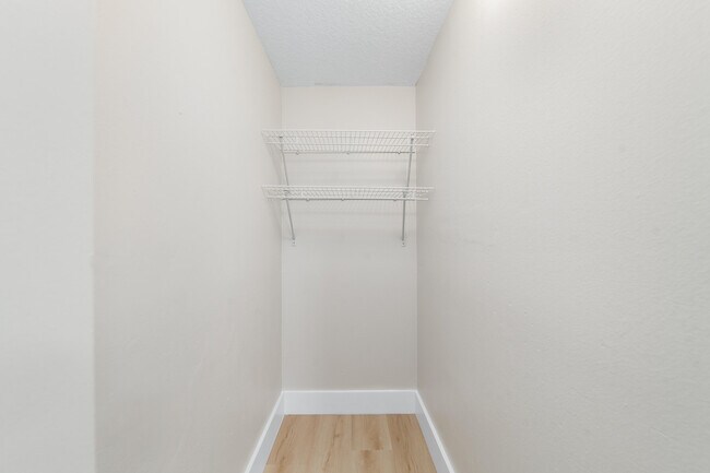 Building Photo - 3750 N Jog Rd