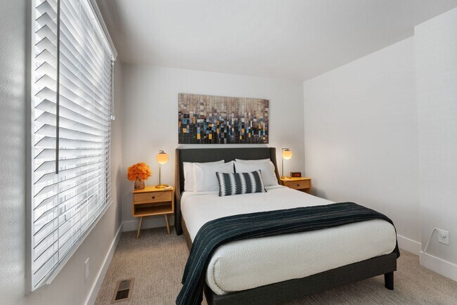 Building Photo - 4 Bedroom Home in SW Loveland