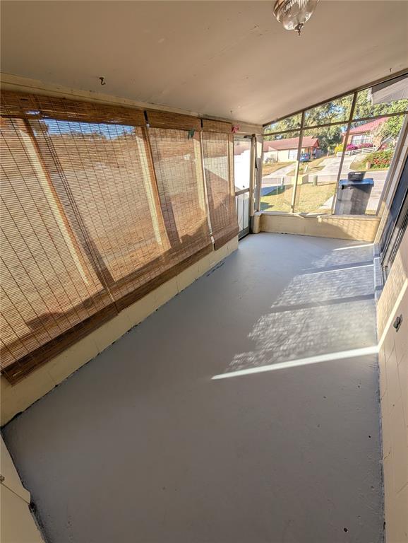 Building Photo - 11513 Valencia Dr