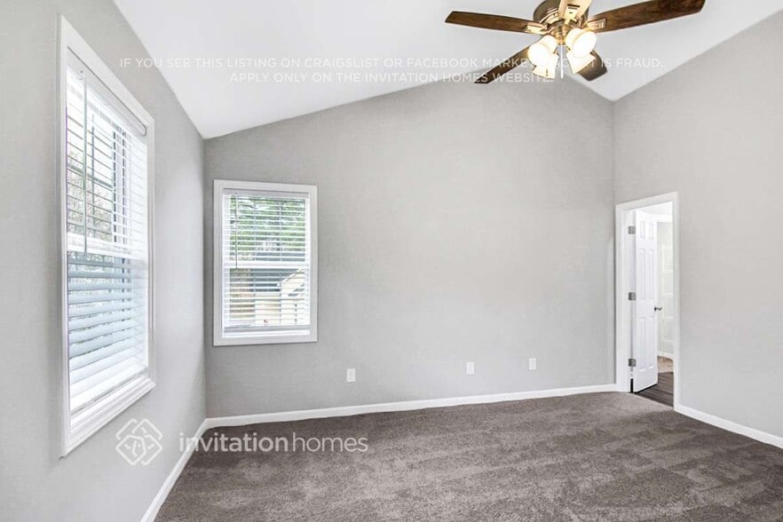 Building Photo - 103 St Johns St