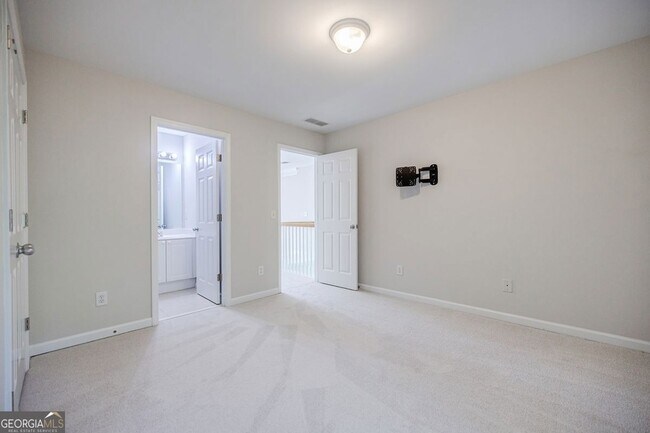 Building Photo - 1783 Rose Hedge Way NW