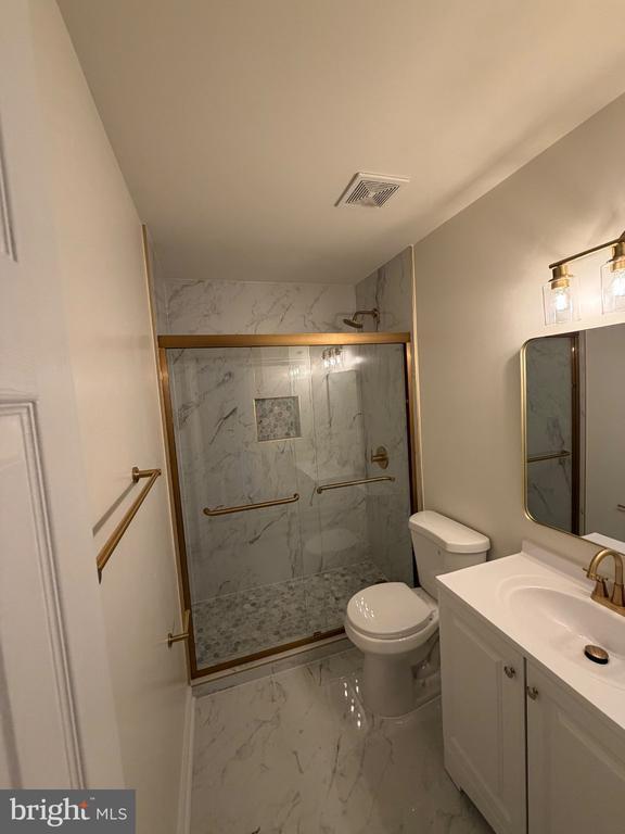 Building Photo - 2888 Fall Oaks Pl