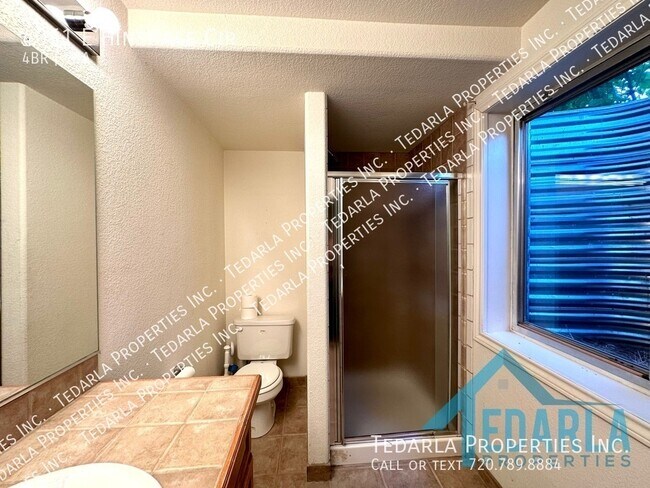 Building Photo - 4061 E Hinsdale Cir