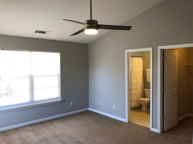 Building Photo - 58 Sikes Cir