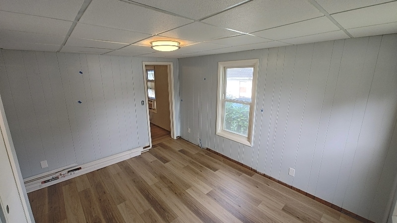 Building Photo - 955 W Linden Ave