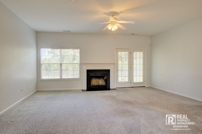 Building Photo - Johns Island Rental | Screened Porch & Pond Views