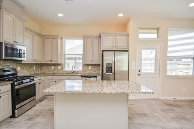Building Photo - 12239 Stellano Ln