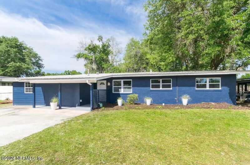 Building Photo - 4212 Lane Ave S