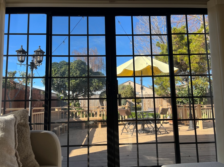 Building Photo - 1371 Via Manzanas