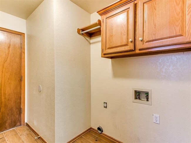 Building Photo - 4100 Kent St