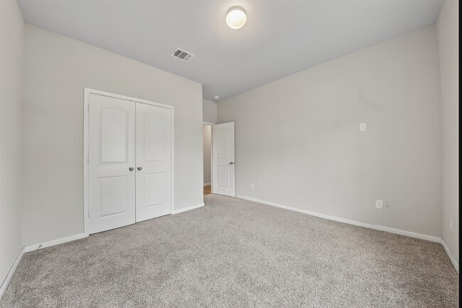 Building Photo - 18102 Humber River Ln