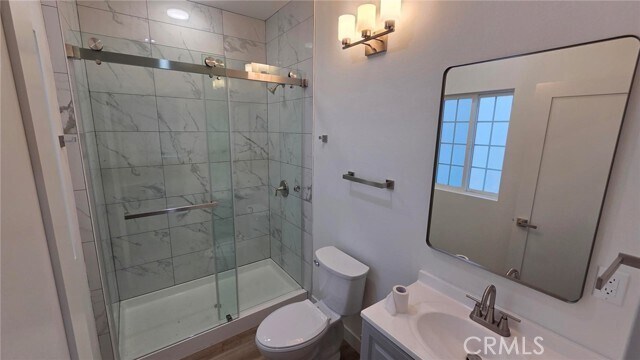 Building Photo - 988 El Camino Dr