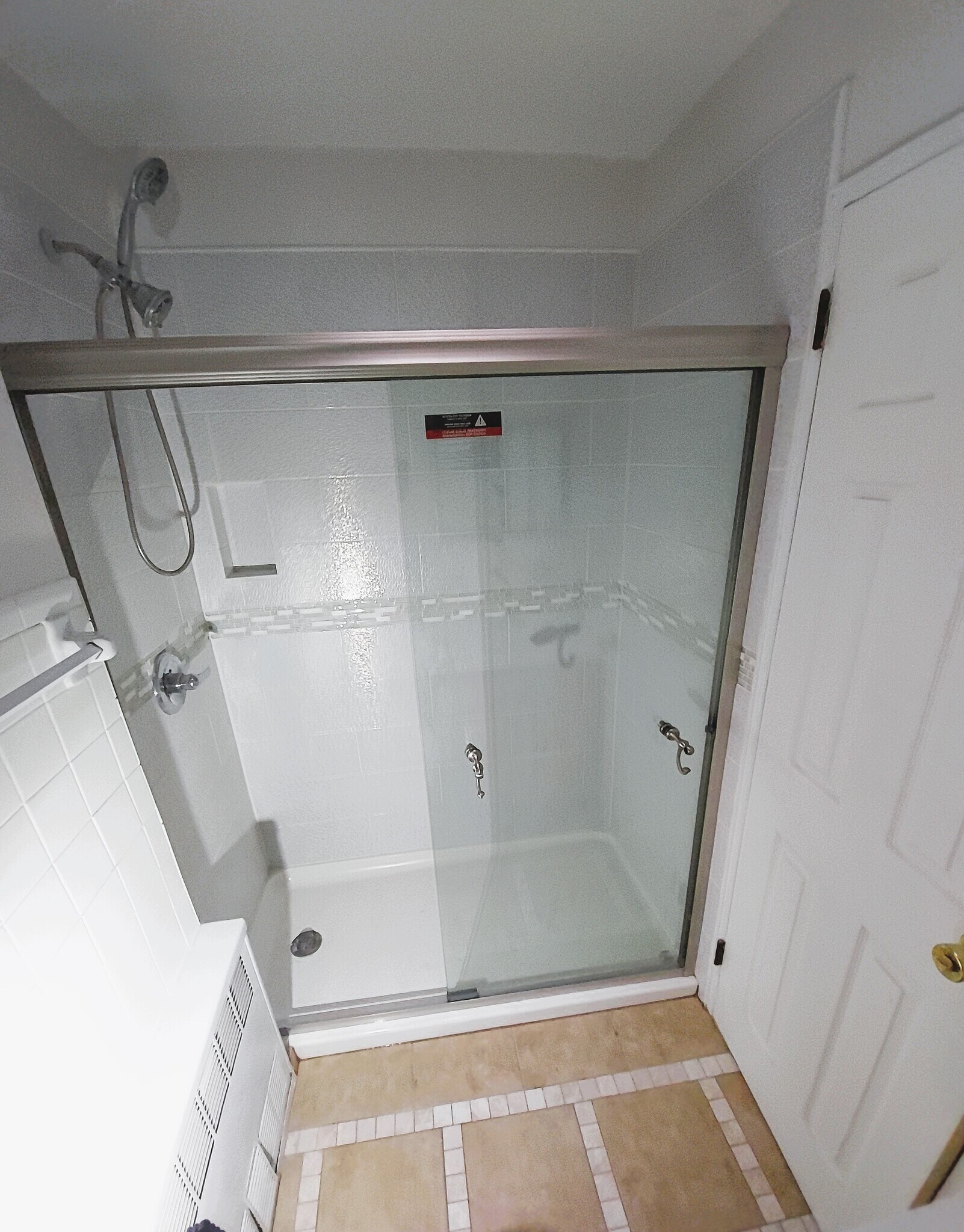 Building Photo - 745 E 101st St