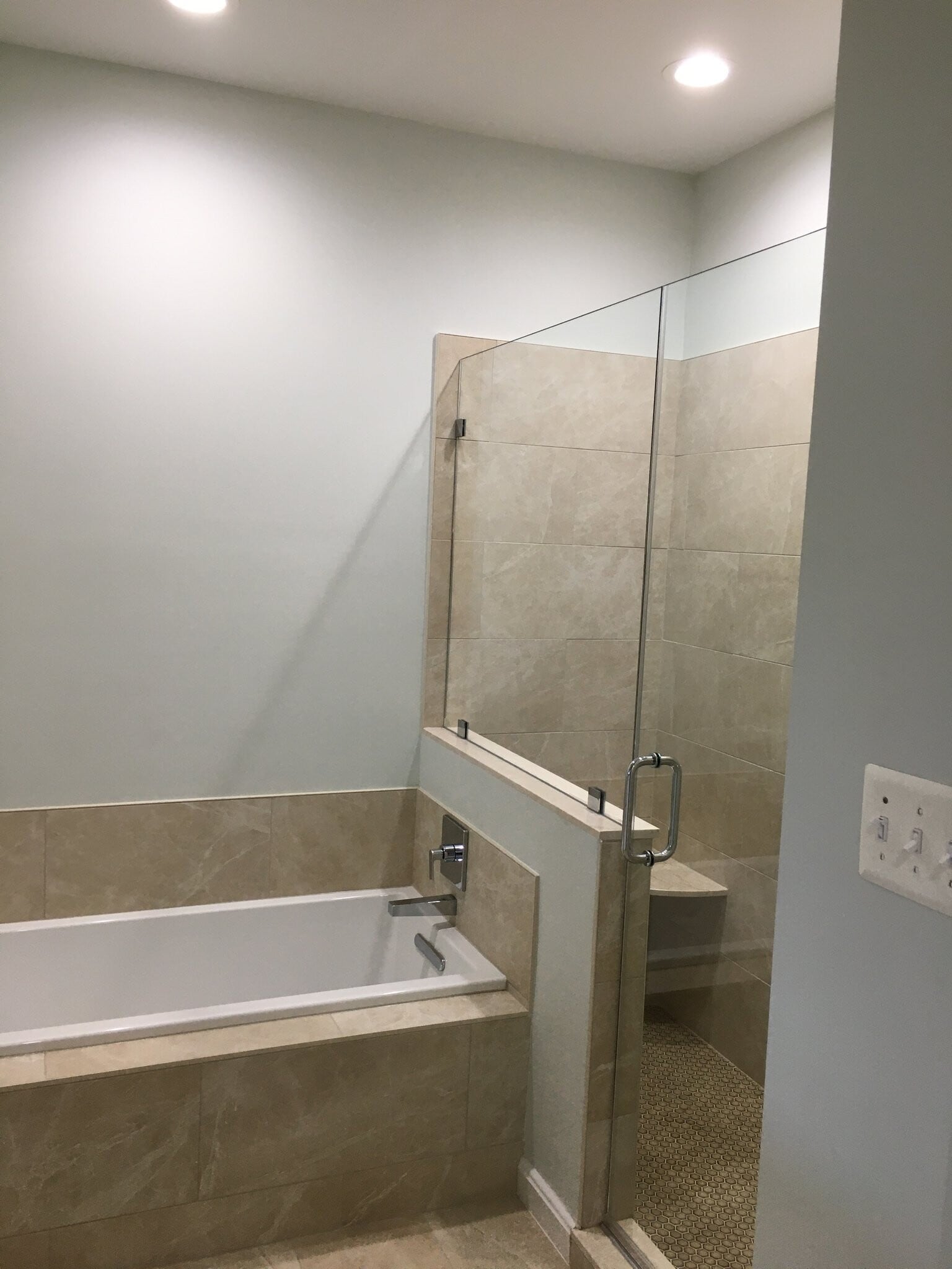 Building Photo - 5053 Donovan Dr