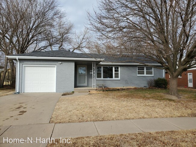 Primary Photo - 3 br, 1.5 bath House - 8108 E Indianapolis