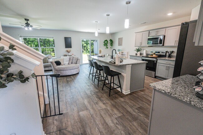 Building Photo - 4013 Calabash Ct